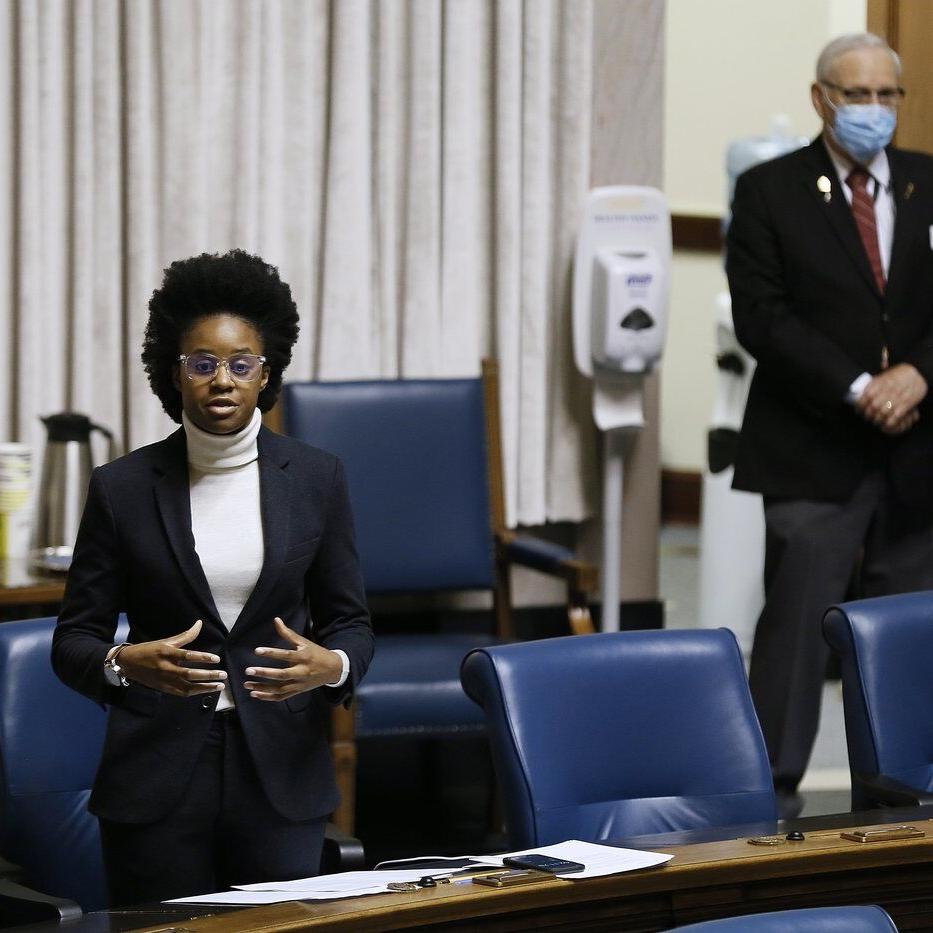 Wage increases, staffing levels drive up health costs, Manitoba report says